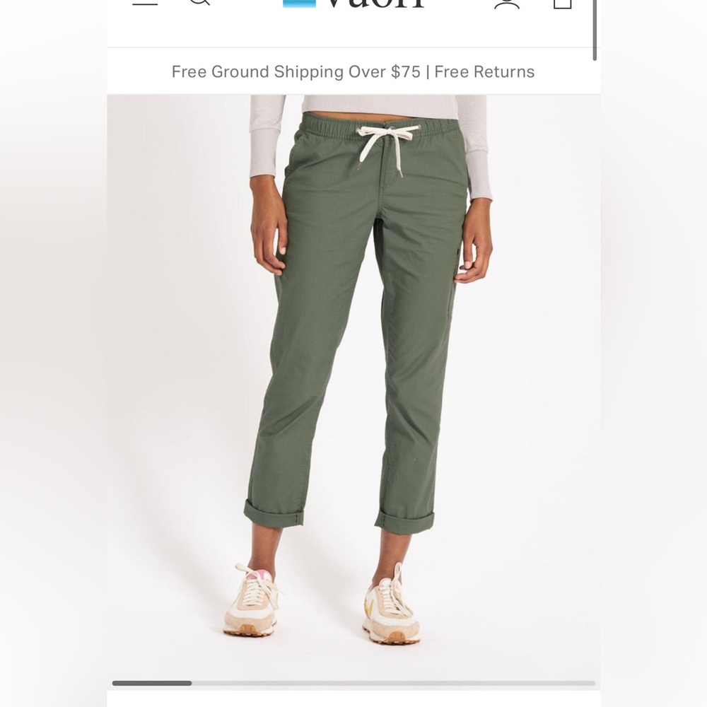 Vuori rise and shine ripstop pant - Army green. Size medium. NWT